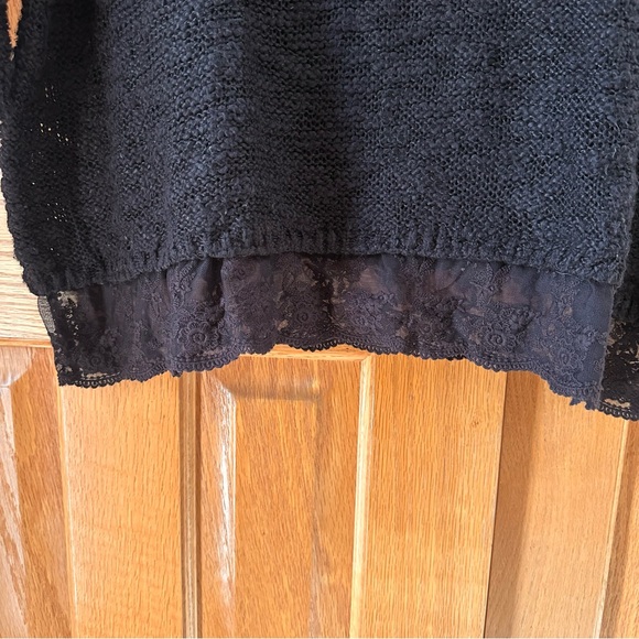 A&F Knit Sweater - Picture 6 of 9